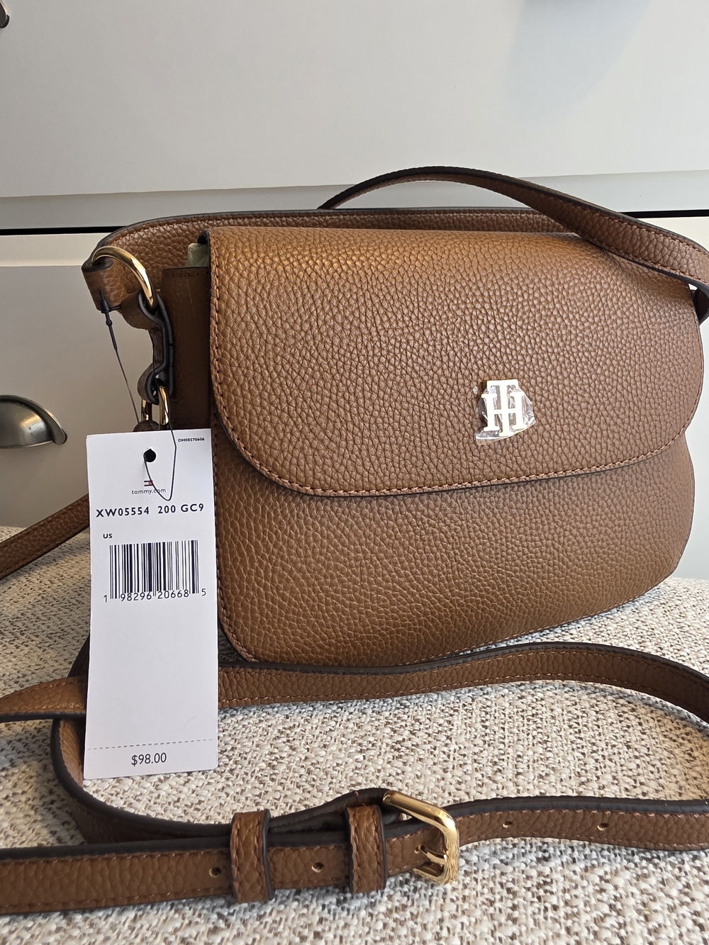 Tommy Hilfiger Brown Crossbody Bag - Picture 3 of 9
